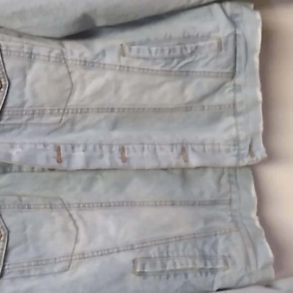 Forever 21 Men's 100% polyester and Jean jacket distressed Size large. - Picture 4 of 8